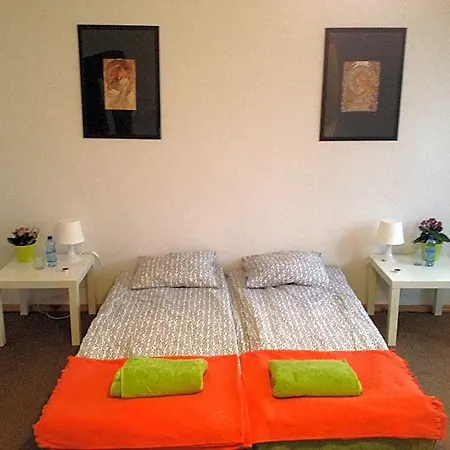 Place4us Hostel